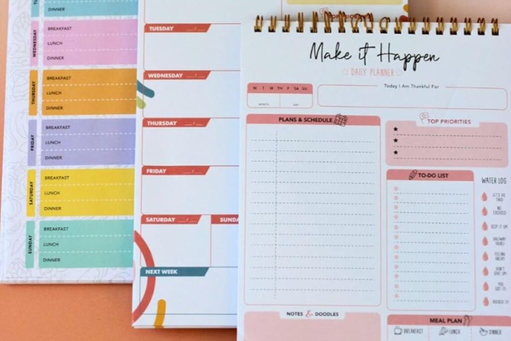 3 planners from decorably